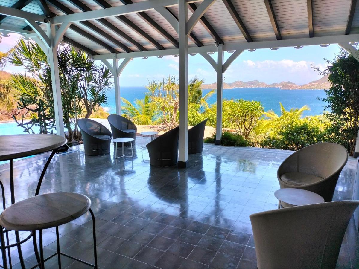 La Maison Bleue - Les Hauts De La Baie Terre-de-Bas Экстерьер фото