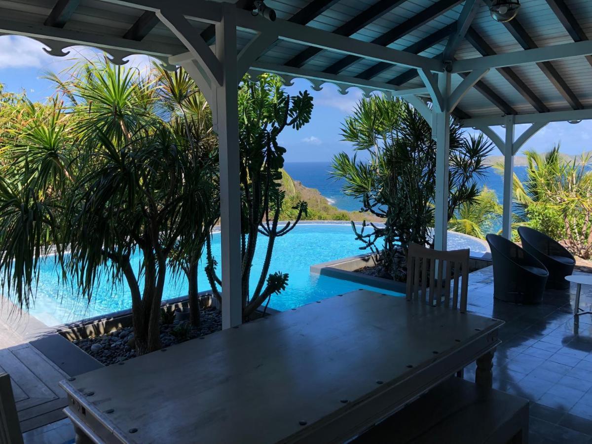 La Maison Bleue - Les Hauts De La Baie Terre-de-Bas Экстерьер фото